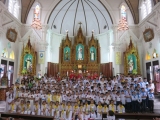 Thánh lễ ban bí tích Thêm sức tại giáo xứ Cẩm Phả