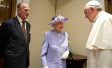 ĐTC chia buồn về sự qua đời của Nữ hoàng Elizabeth II