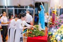 Giáo xứ Kim Lai khai mạc tháng hoa