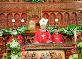 Đức Giám mục ban bí tích Thêm sức tại giáo xứ An Hải