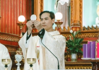 Tân linh mục Phêrô Nguyễn Văn Thành dâng lễ tạ ơn tại quê hương Nam Am