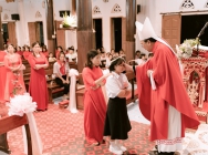 Thánh lễ ban Bí tích Thêm sức tại Giáo xứ Từ Xá
