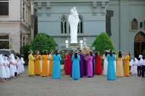 Giáo xứ Chính Tòa: Thánh lễ bế mạc tháng Hoa và ra mắt Ban điều hành Đoàn Kim nhạc