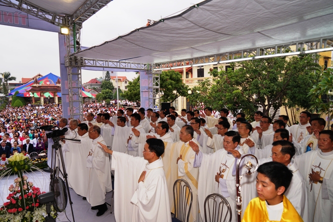 dsc08302 - Giáo phận Hải Phòng: Thánh lễ Truyền chức Linh mục 2018