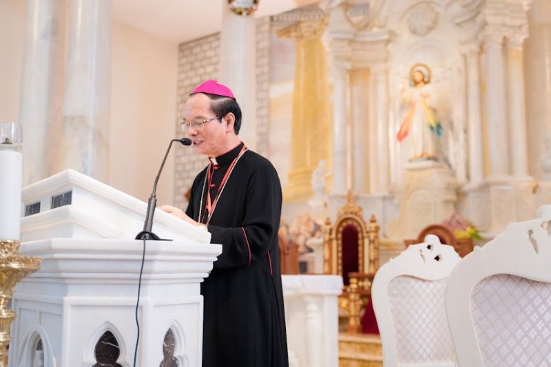 Đức Cha Giuse Nguyễn Đức Cường, Giám mục Gp Thanh Hóa - chủ nhà, đọc diễn từ chào mừng quý Đức Cha, quý Cha tham dự viên