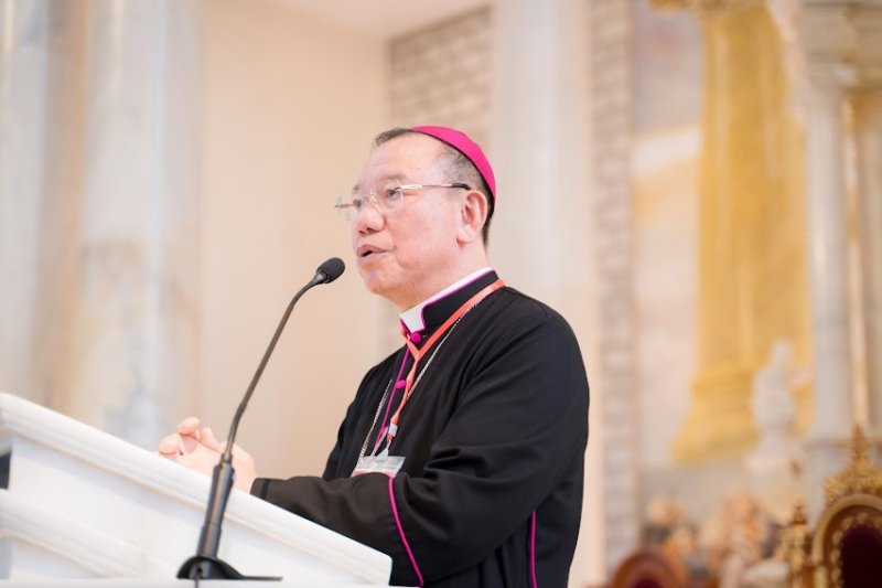 Đức Tổng Giuse Vũ Văn Thiên, Tổng Giám mục tổng Gp Hà Nội, tuyên bố khai mạc Khóa Thường Huấn Linh Mục Giáo Tỉnh Hà Nội đợt II năm 2022