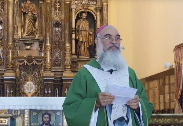 Đức cha Ruben Antonio Gonzalez Medina của giáo phận Ponce ở Porto Rico 