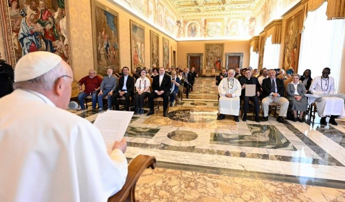 ĐTC tiếp Hội đồng các dòng truyền giáo ở Ý (VATICAN MEDIA Divisione Foto)